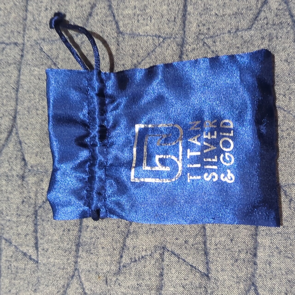 Titan Silver & Gold bag
